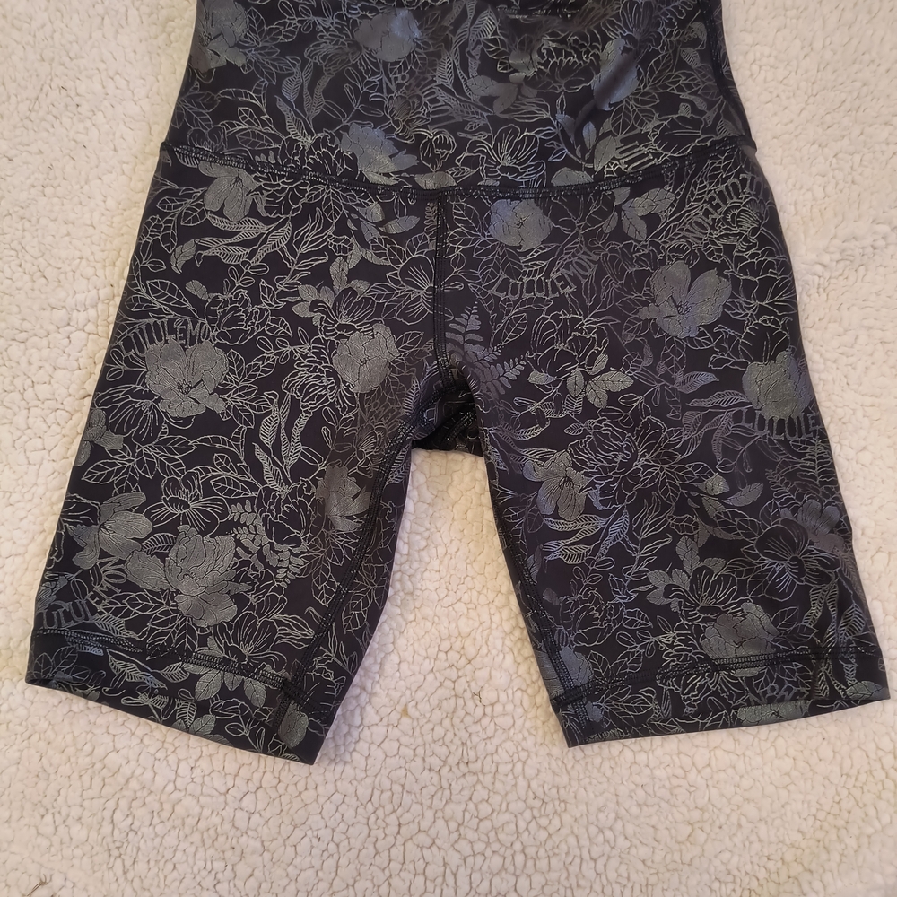 Lululemon Athletica Black and Gray Bike Shorts